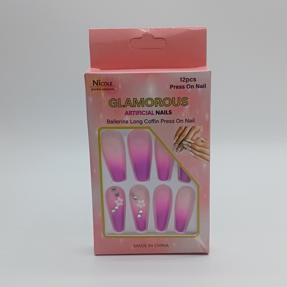 Nails (press on nails)